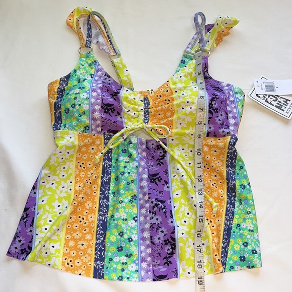 Salt + Cove Juniors' Plus Size Printed Flyaway Tankini Swim Top size 0 - Picture 3 of 12